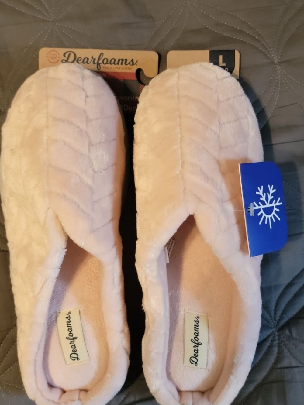 dearfoams Light Pink Plush Slip-On Women's Slippers